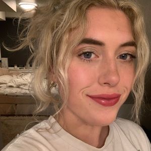 Meet your Posher, Sophie